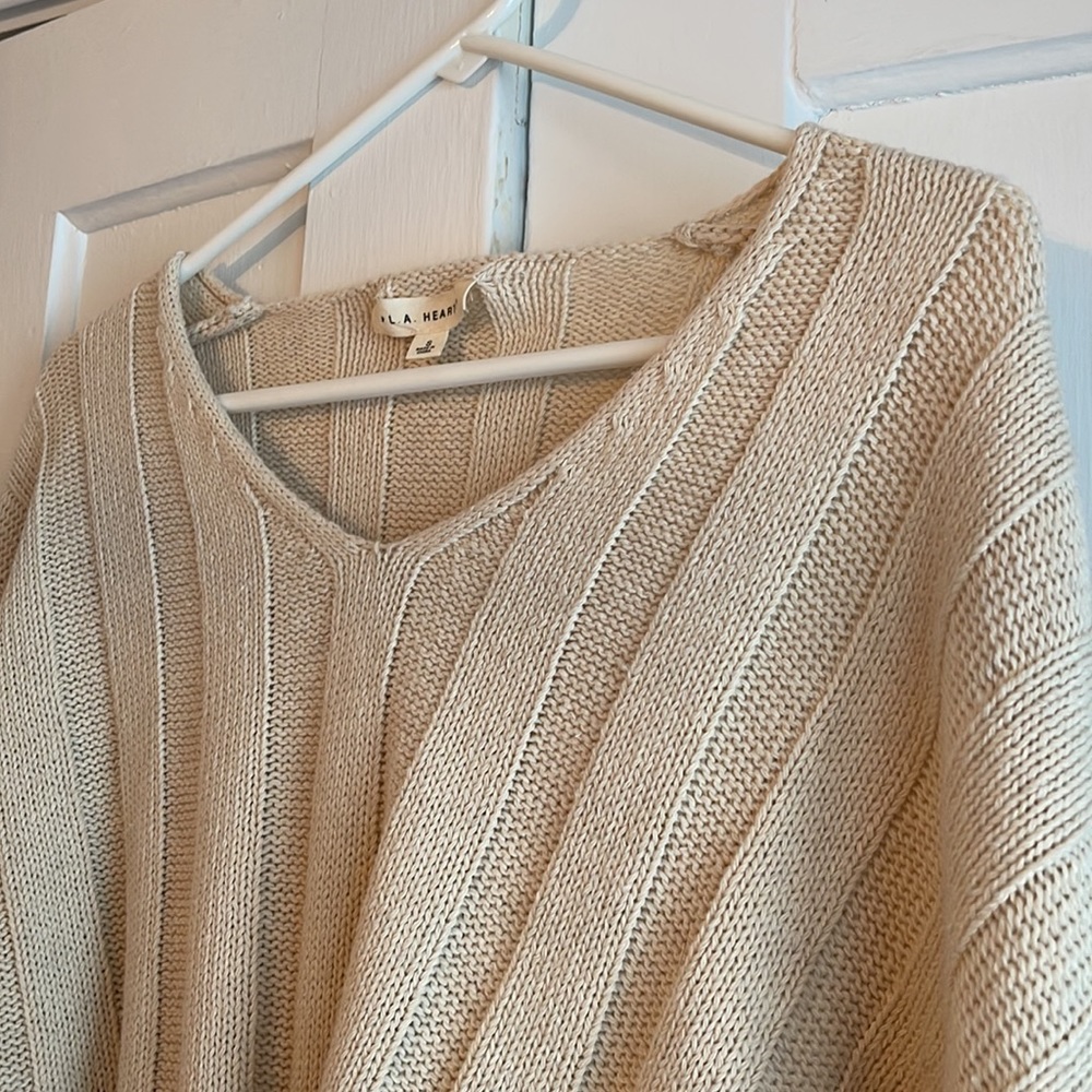 Pacsun sweater